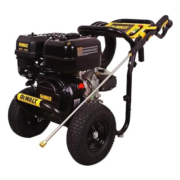 x1-15-1.webp DEWALT 4400 PSI 4.0 GPM Gas Pressure Washer with AAA Triplex Pumps - Image 1